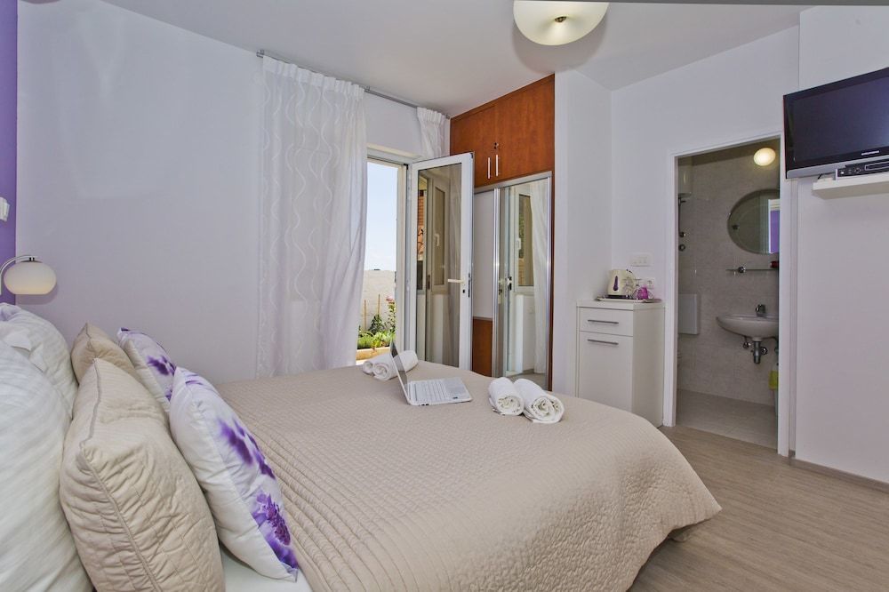 Violeta Hvar Comfort Double Room, Balcony, Sea View 2
