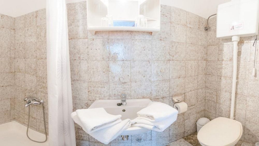 Guest House Villa Nina Basic Studio, Kitchen, Partial Sea View 5