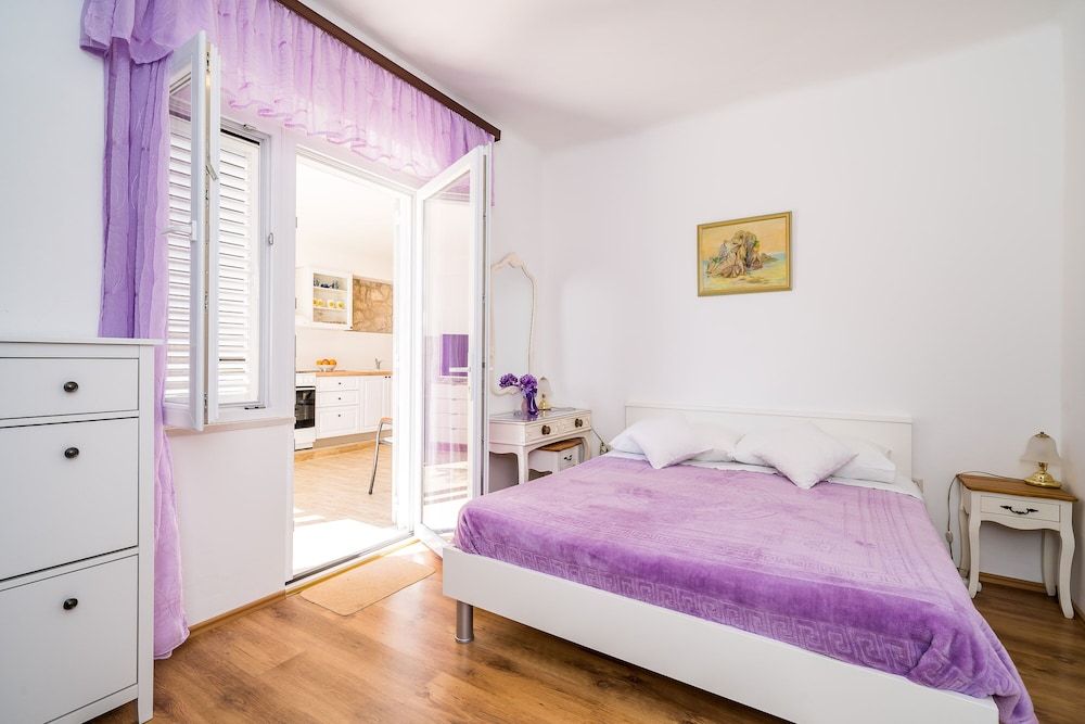 Guest House Villa Nina Apartment, 2 Bedrooms, Terrace, Sea View