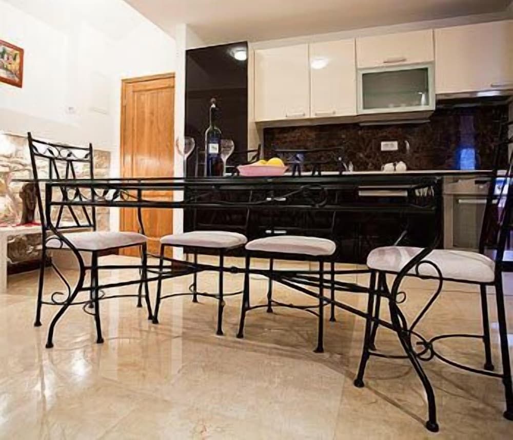 undefined Dalmatian Apartments 5