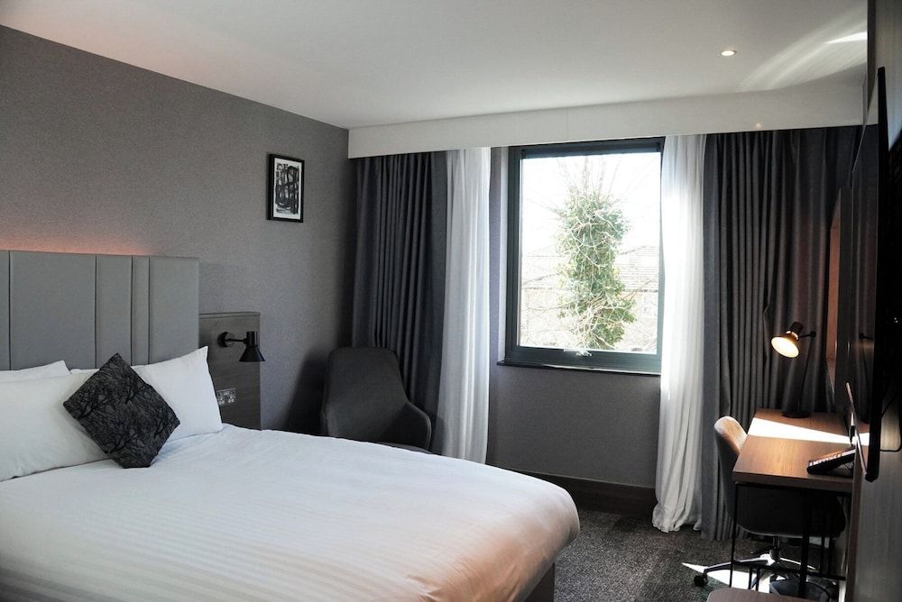 Crowne Plaza London - Kingston by IHG Standard Room, 1 Double Bed 2