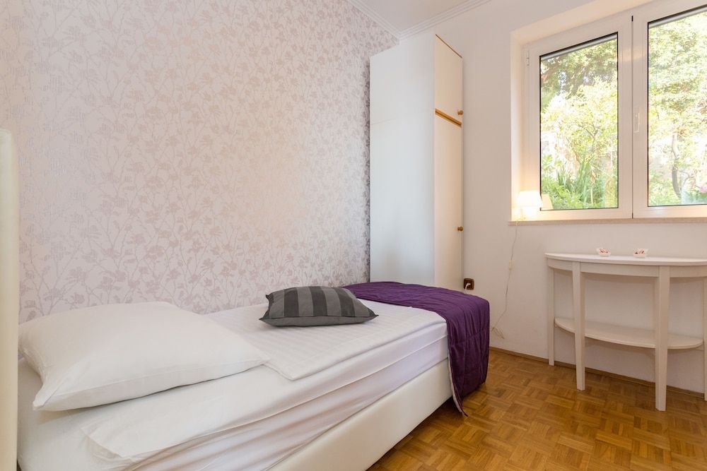 undefined Apartments Banje Beach 5