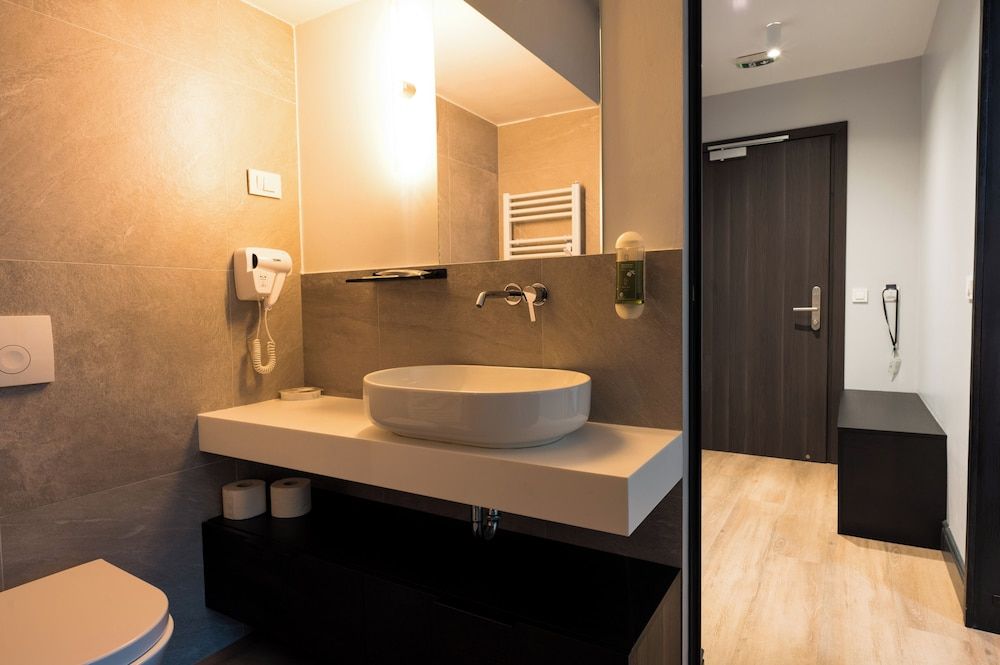 Doma Zagreb Premium Double or Twin Room 12