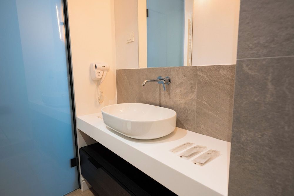 Doma Zagreb Premium Double or Twin Room 11