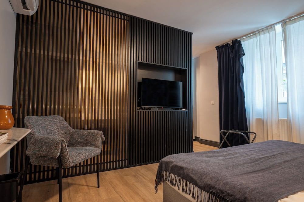 Doma Zagreb Premium Double or Twin Room 17