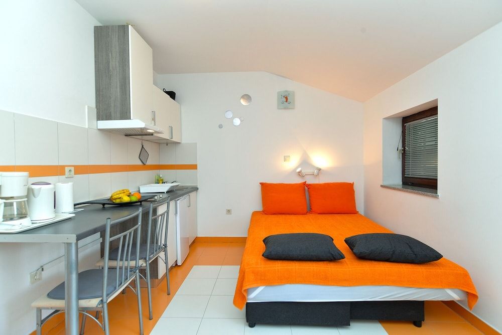 Double Room, 1 Bedroom (242/1612)