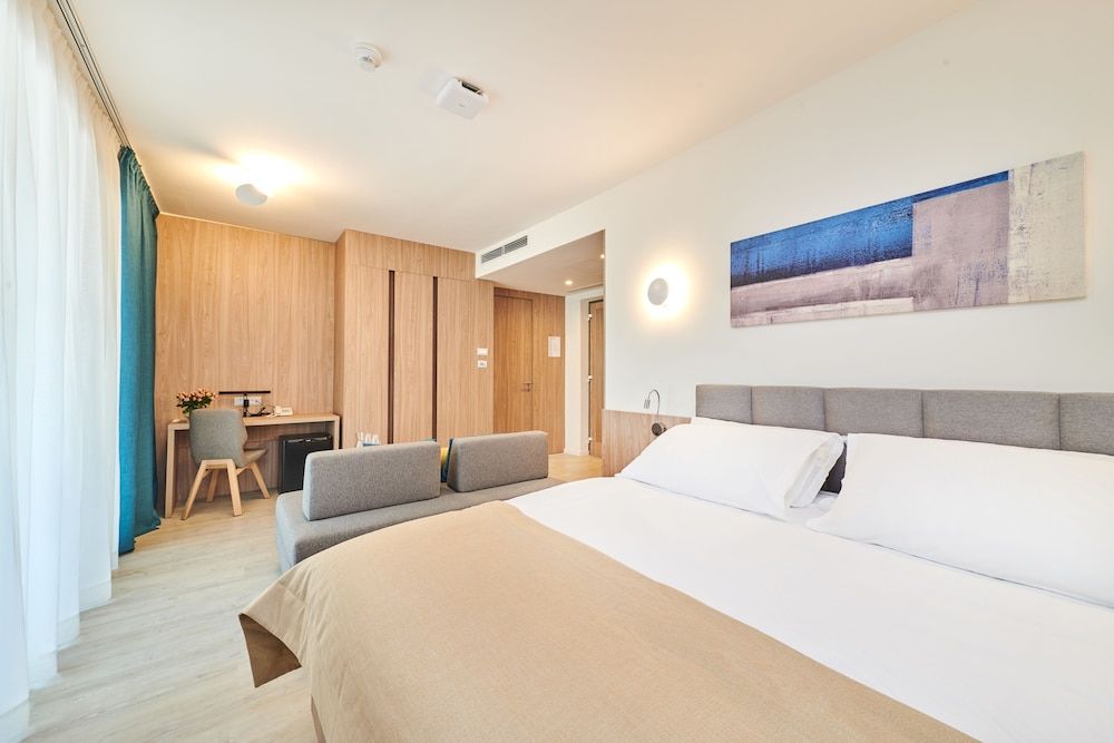 Premium Room, Sea Facing (Family)