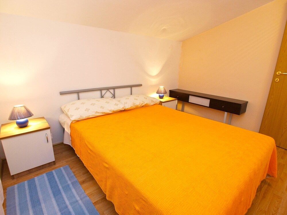Apartment, 1 Bedroom (1390/13115)