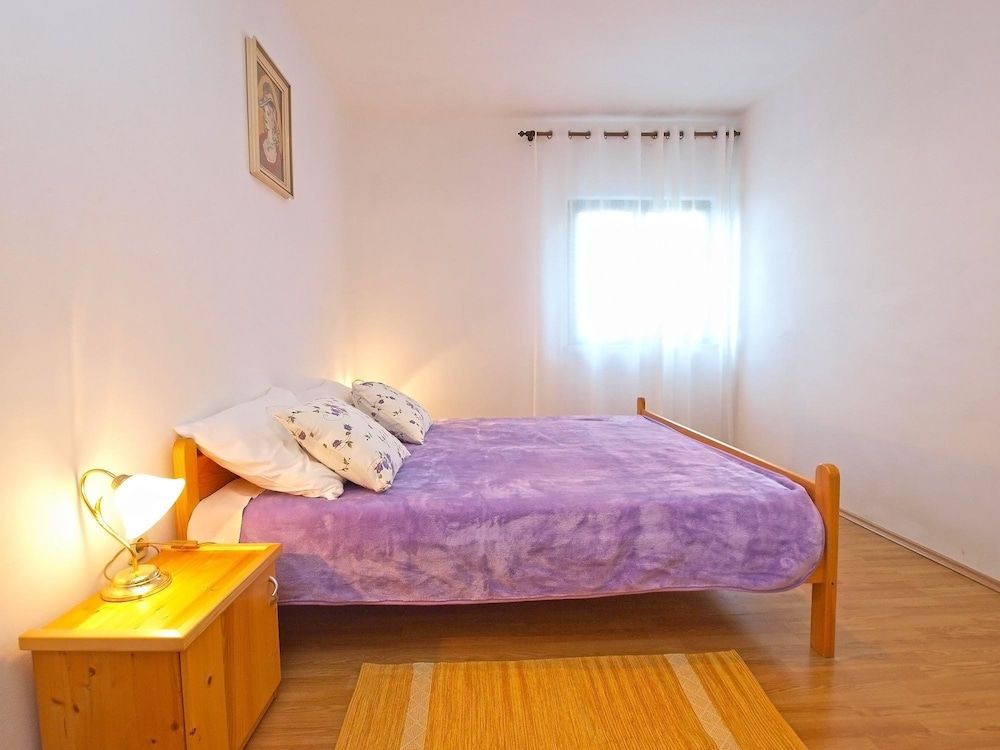 Apartment, 1 Bedroom (1390/13113)