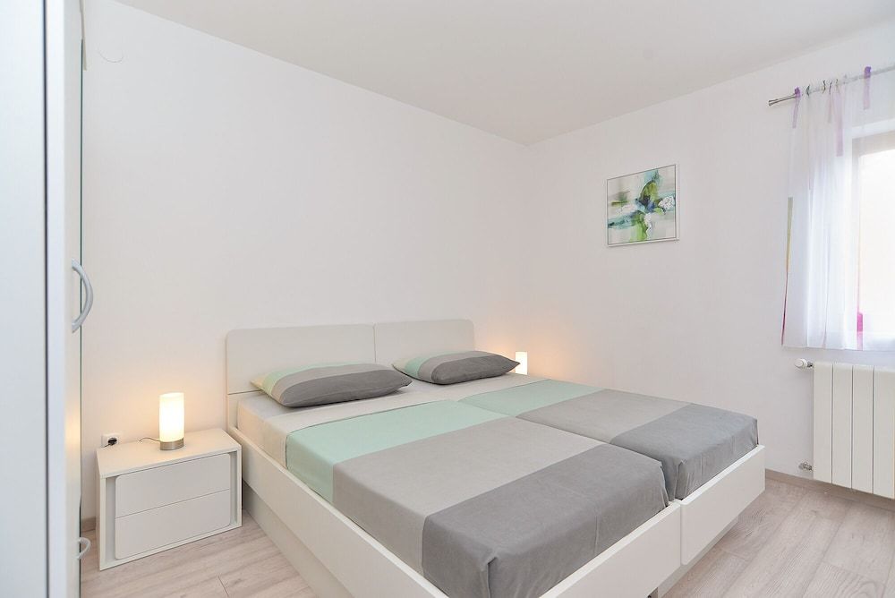 Apartment, 2 Bedrooms (1293/12303)
