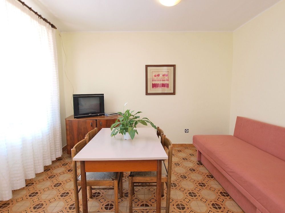 Apartment, 1 Bedroom (606/1455)