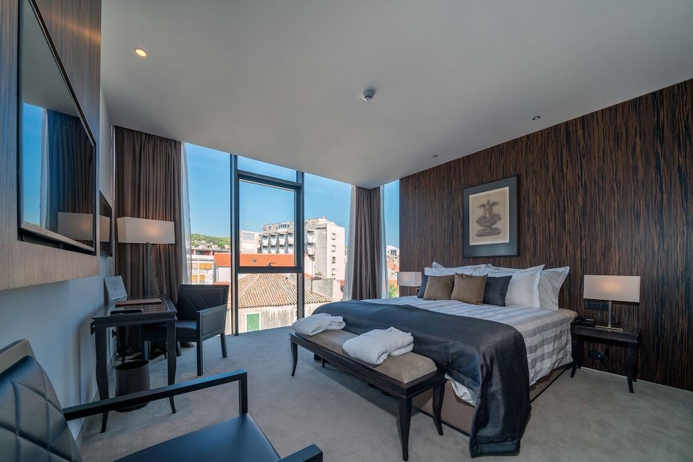 Hotel Bellevue - Superior City Hotel Classic Room, Courtyard View 3