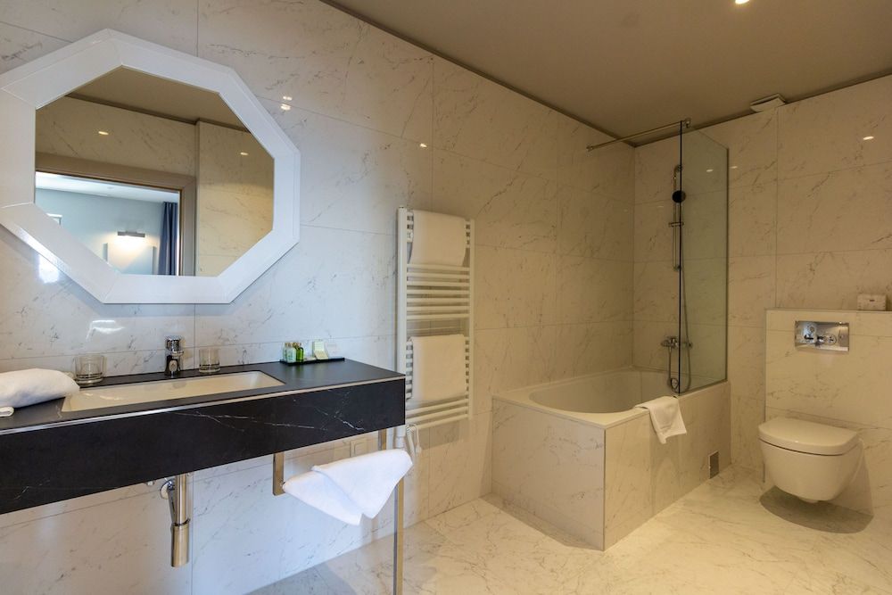 Torretta Palace Hotel Luxury Suite, Sea View 5