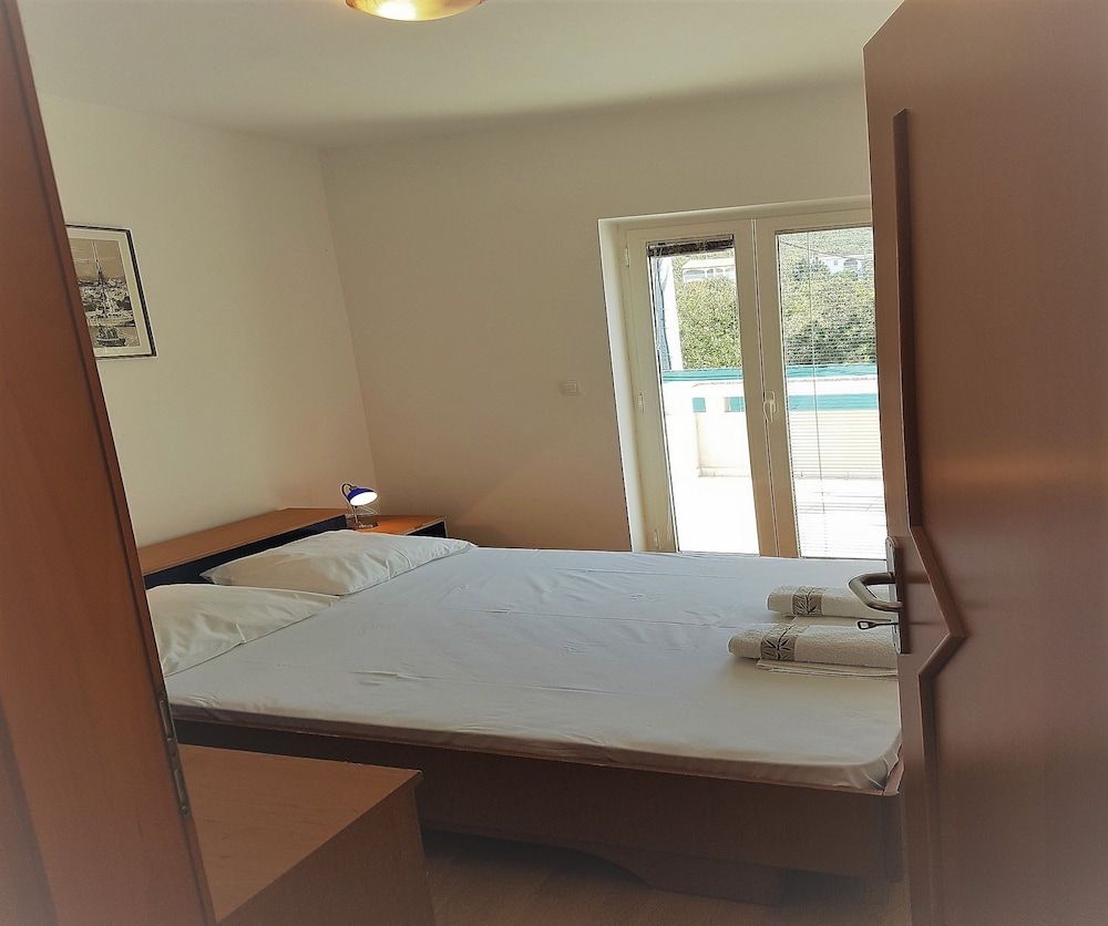 Luxury Apartment, 2 Bedrooms, Beach View, Beachfront