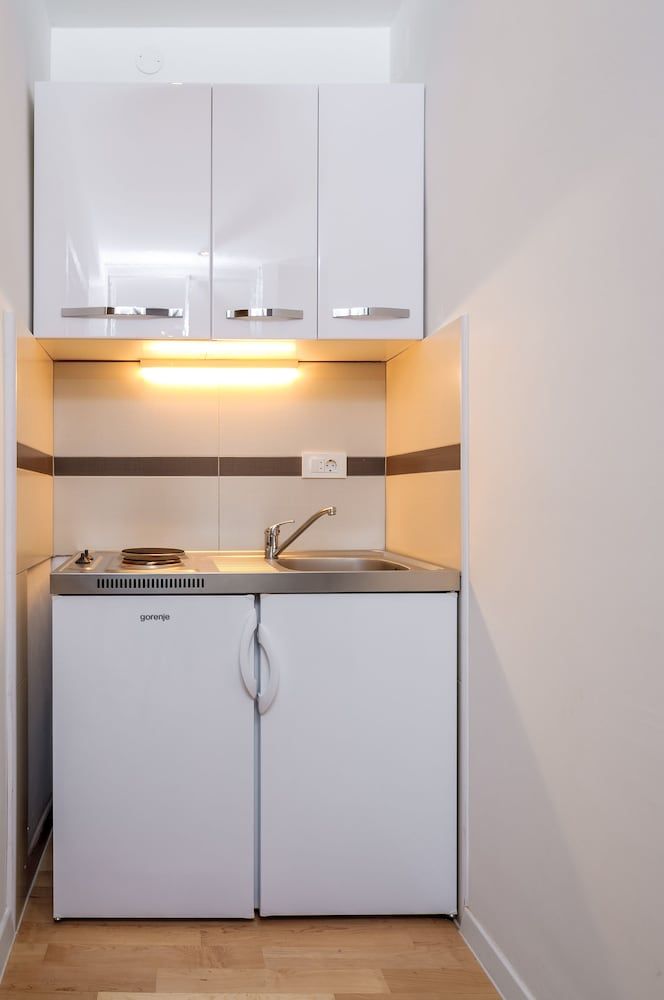 Apartments Zuvela Studio, Balcony, Sea View 3