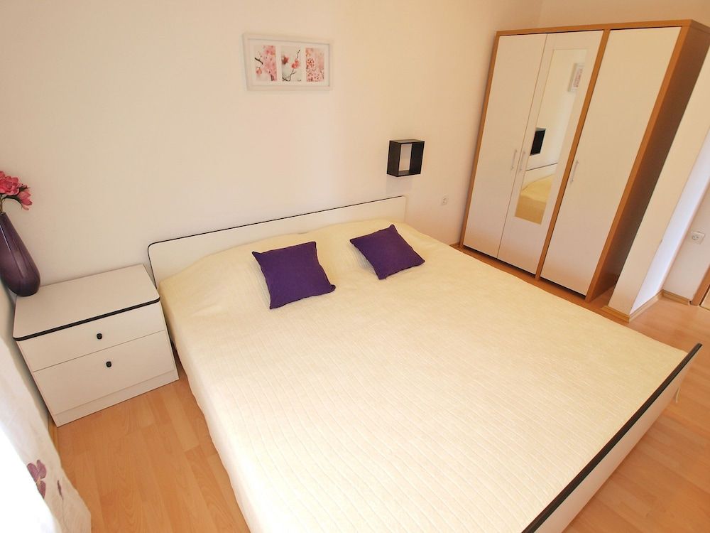 Apartment, 2 Bedrooms (44/9138)