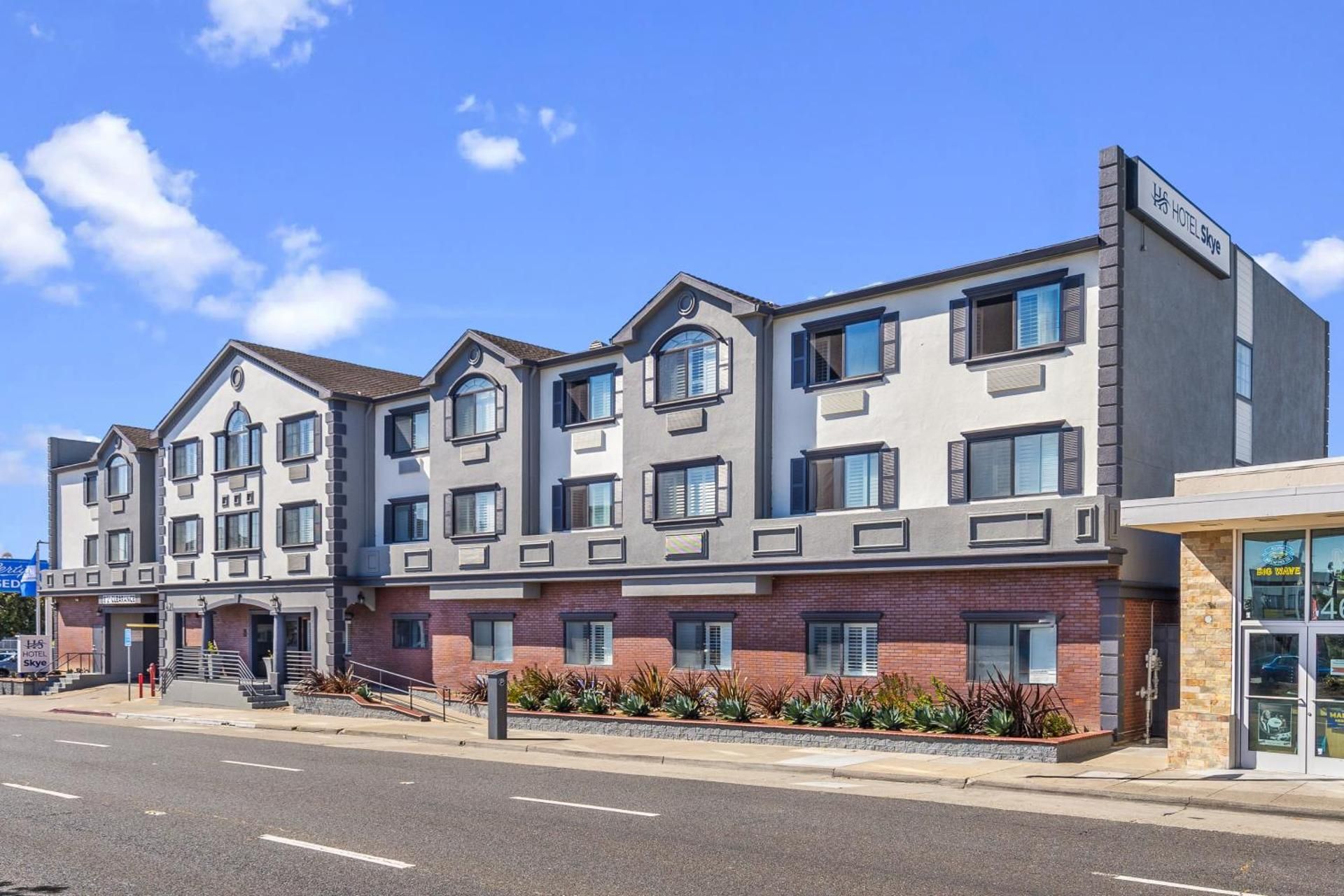 undefined San Bruno/ San Francisco-SFO Airport 8