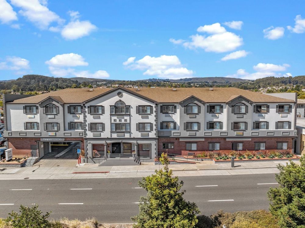 undefined Hotel Skye SFO 4