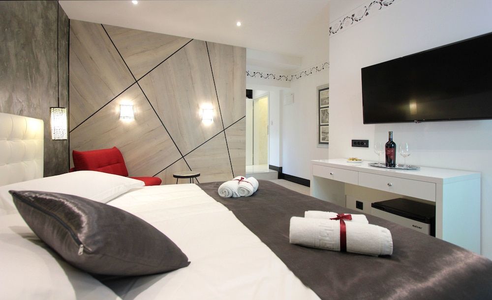 undefined Well Of Life Luxury Rooms 6