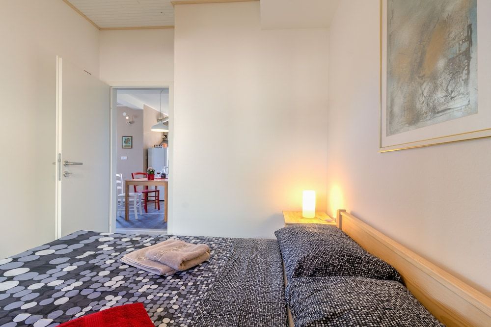 Design Apartment, 2 Bedrooms, Terrace, Garden Area