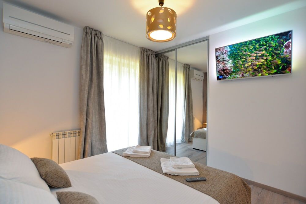 Apartment, 2 Bedrooms (1299/12346)