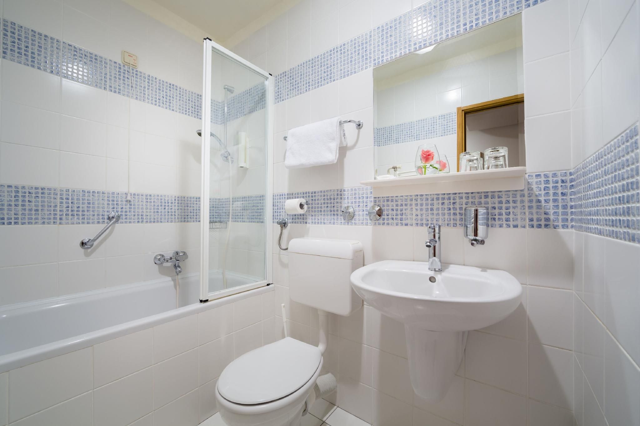 Superior double room with sea view balcony