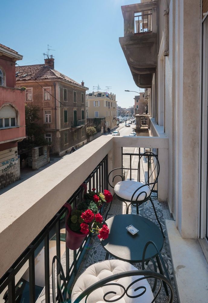 Vip Rooms Deluxe Suite, Balcony (VIP 2) 6