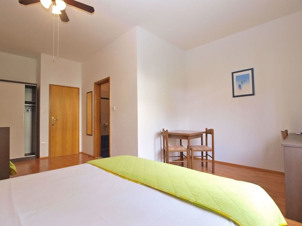 Triple Room, 1 Bedroom (1452/13417)