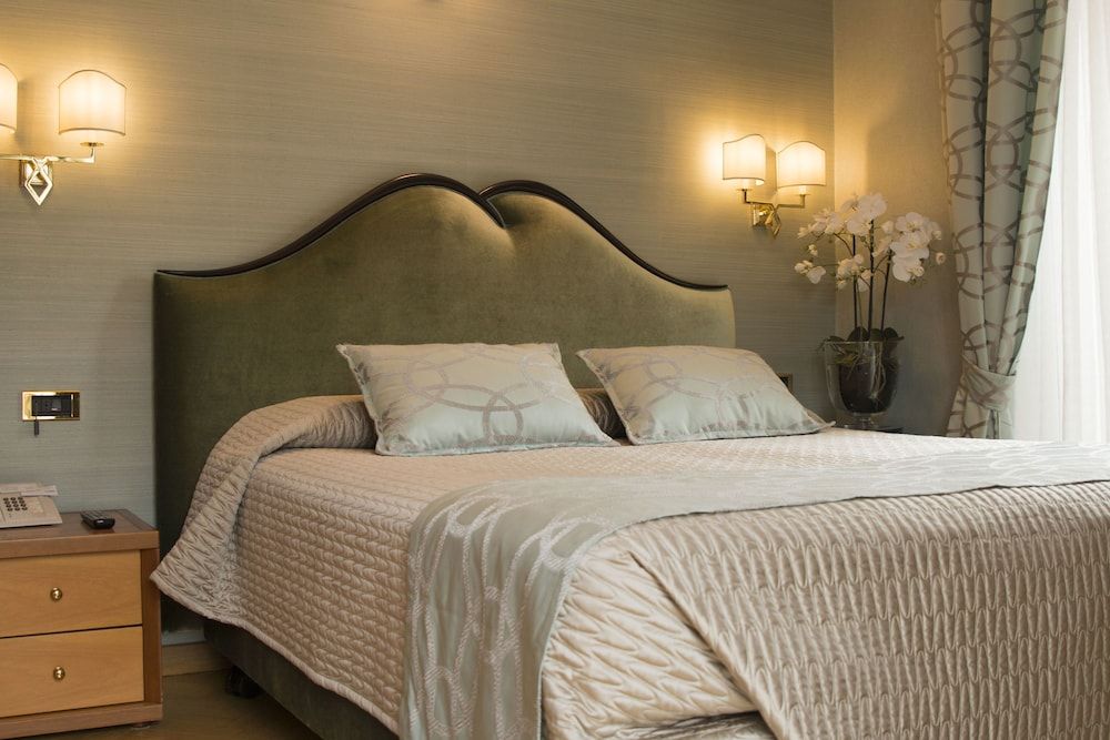 Hotel Europa Double or Twin Room 13