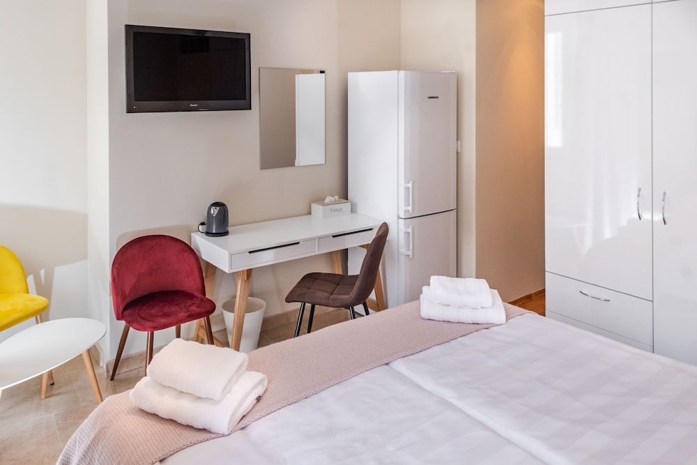 Bouganvillea Split Apartments Standard Double Room 6