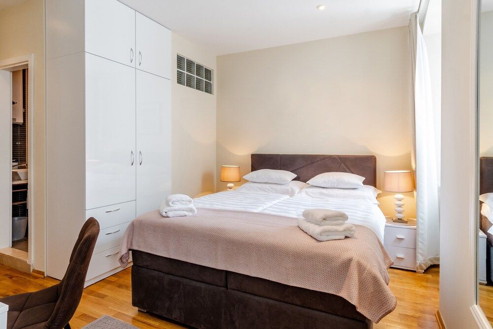 Bouganvillea Split Apartments Standard Double Room 4