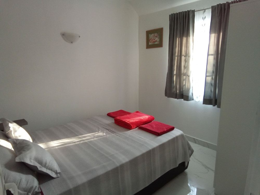 Comfort Apartment, Balcony, Partial Sea View