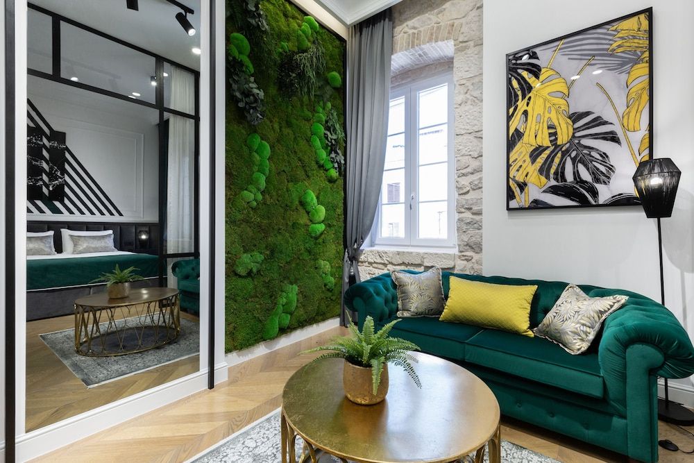 DeZign Apartments Deluxe Studio Suite 6