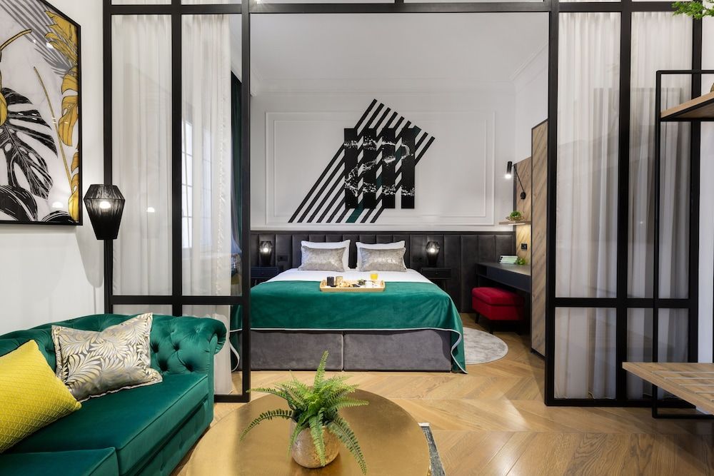 DeZign Apartments Deluxe Studio Suite 4