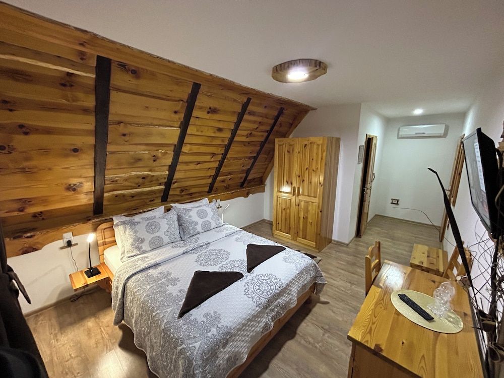 Rustic Lodge Plitvice Deluxe Double Room 8
