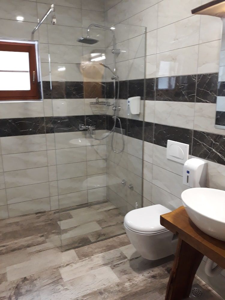 Rustic Lodge Plitvice Deluxe Double Room 13