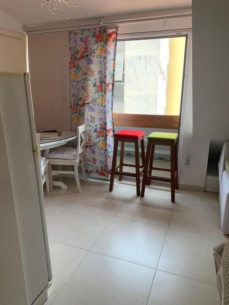 undefined Apartments Tin 9