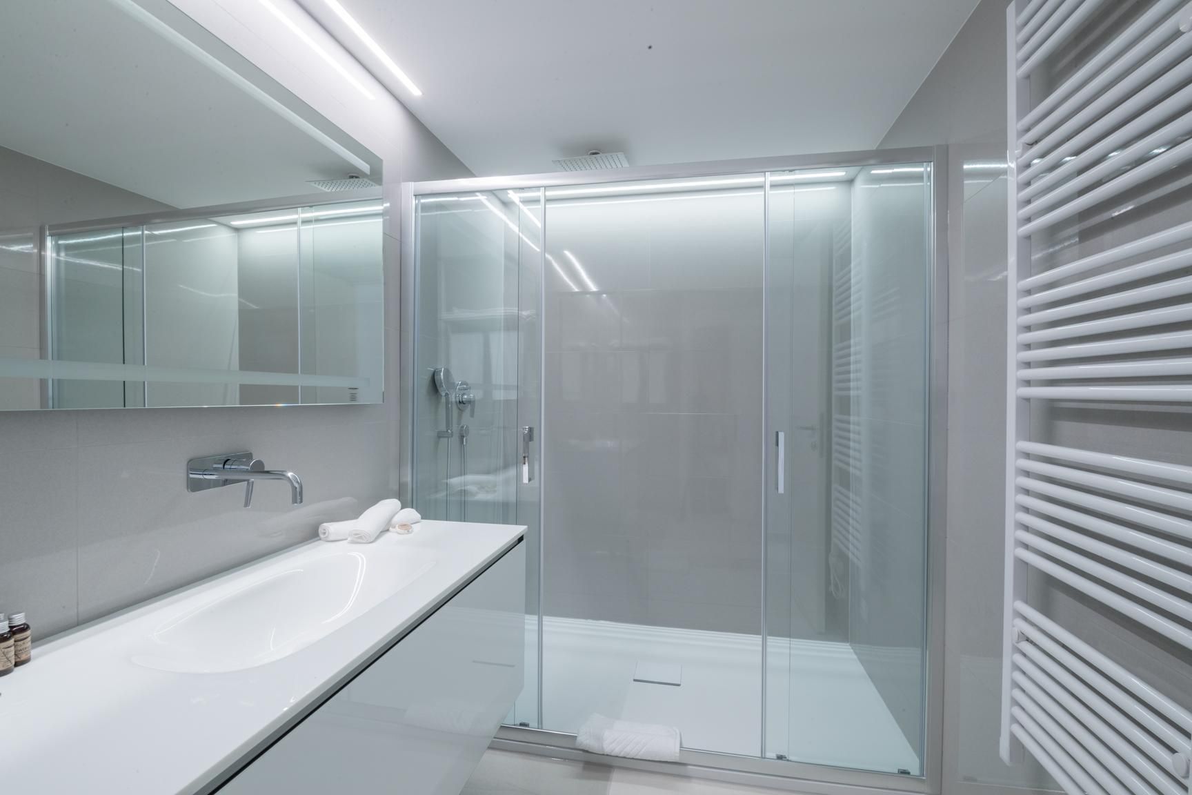 One Bedroom Apartment