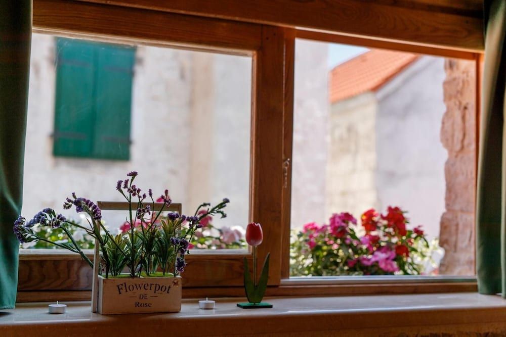 Stone House Luxury Rooms