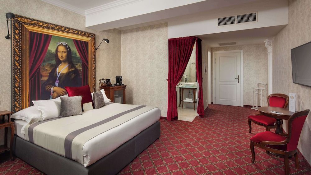 Deluxe Room, 1 King Bed with Sofa bed (King Family with Sofa Bed)