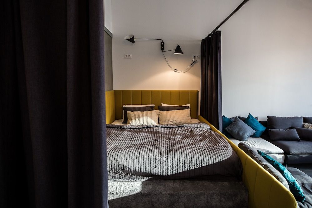 Loft Astoria Deluxe Suite