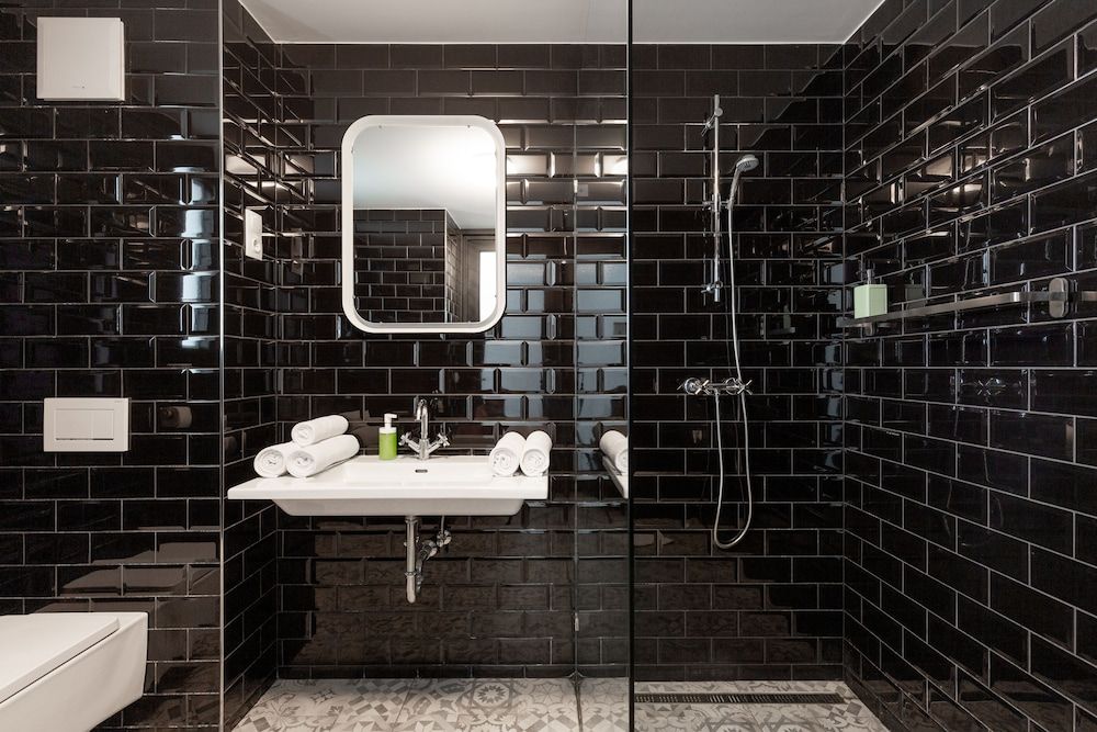 Loft Astoria Superior Loft Suite with city view 12