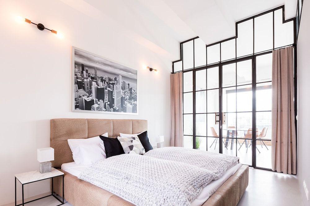 Loft Astoria Deluxe Loft