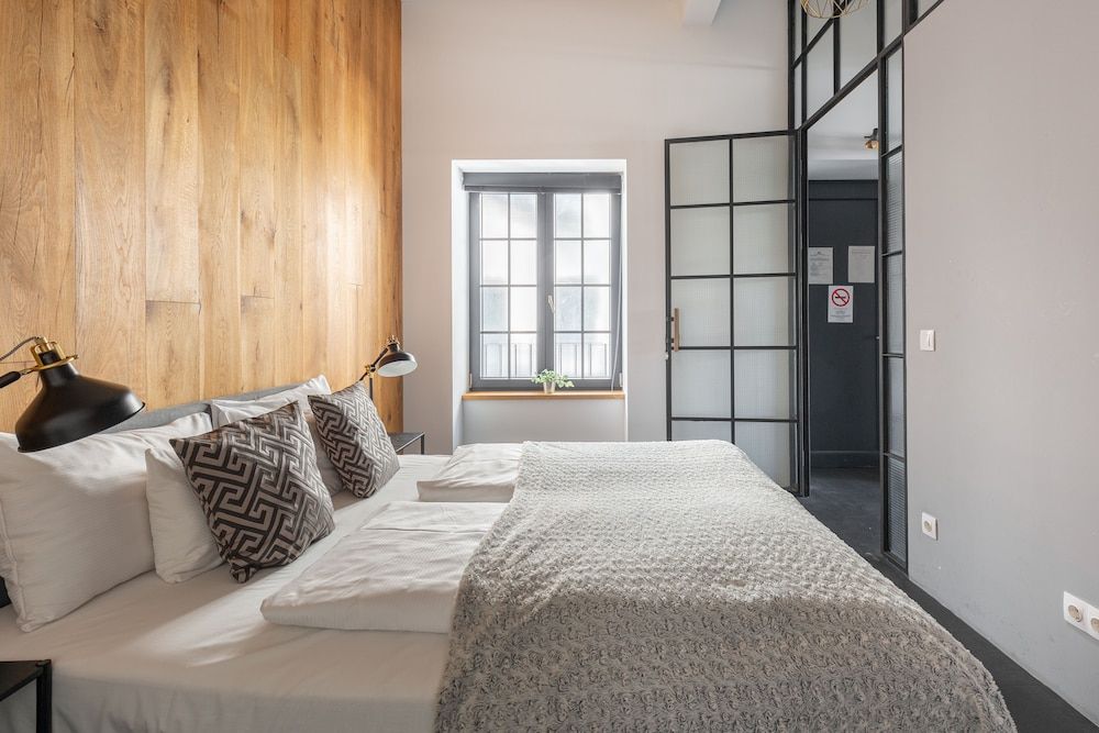 undefined Loft Astoria 10