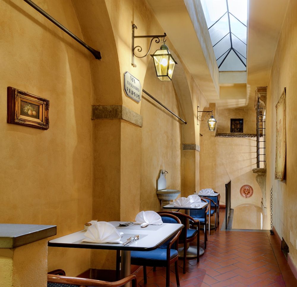 undefined Hotel Botticelli 9