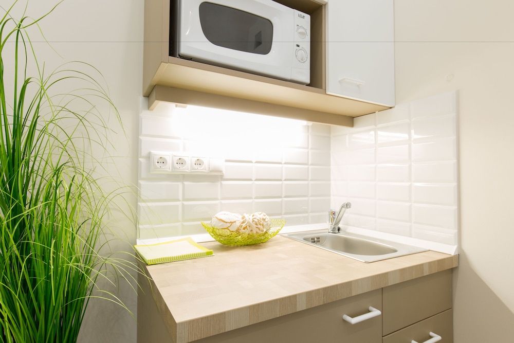 undefined Budapest Holiday Colours 10