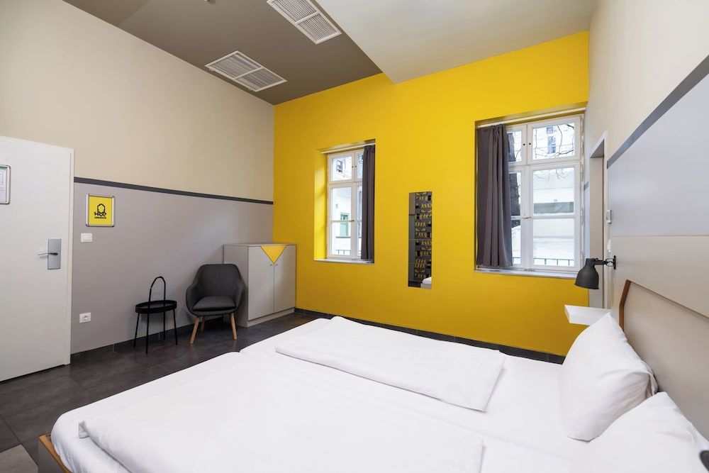 undefined The Hive Party Hostel 6