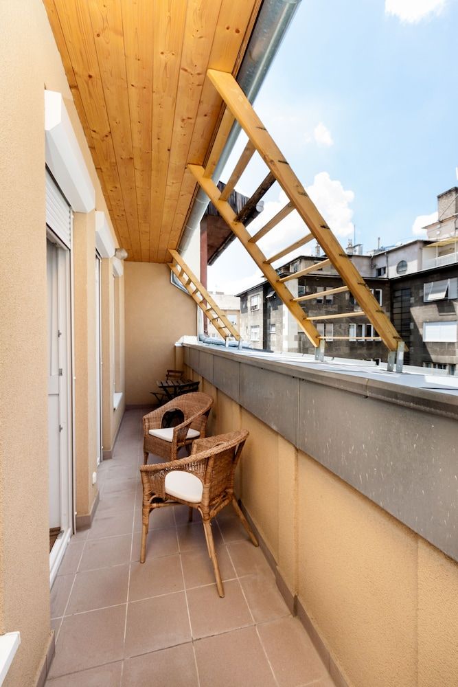 Grand Budapest Penthouse Superior Apartment, 2 Bedrooms 8