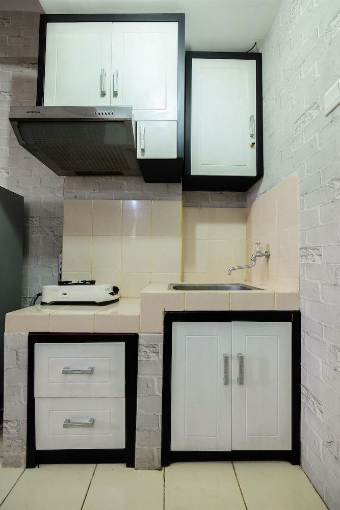 undefined Studio Room at Sunter Park View Apartment By Travelio 8