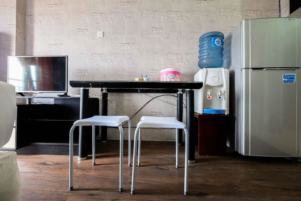 undefined Studio Room at Sunter Park View Apartment By Travelio 6